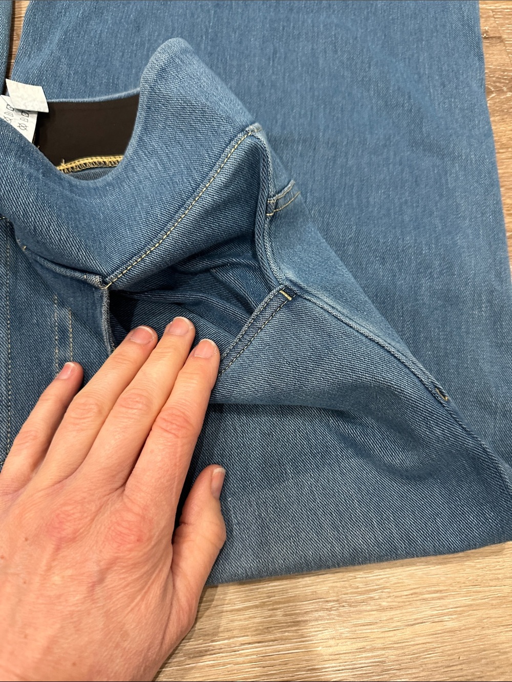 HALARA Blue Wide-Leg High-Rise Jeans - Picture 4 of 10